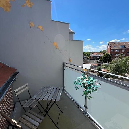 Central Lejlighed I Odense C Apartment Exterior photo